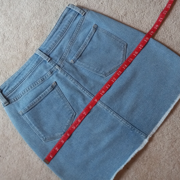 ANA Denim Skirt 6 Light Wash - Picture 5 of 10